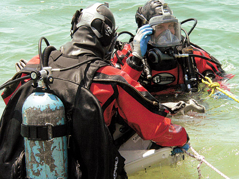 צולל חיפוש, חילוץ והצלה צולל חיפוש, חילוץ והצלה